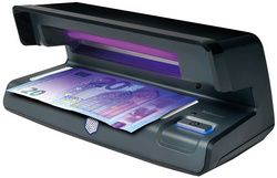 Visuel de référence: Détecteur de faux billet "Safescan 70", noir, utilisation