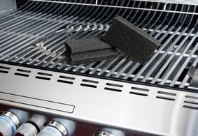 Symbolbild: Grill-Reiniger BBQ