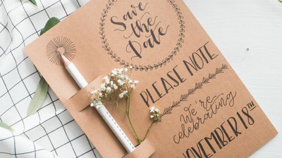 Idée créative : carte Save the Date avec handlettering