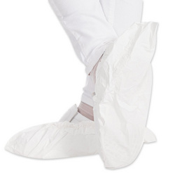 Symbolbild: zeigt den weißen Überschuh in der Anwendung