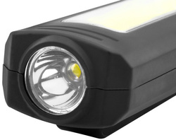 zusätzliche LED am Leuchtenkopf