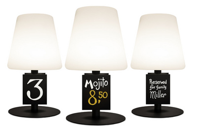 Symbolbild: LED-Tischleuchte TABLE LAMP mit Kreidetafelblättchen