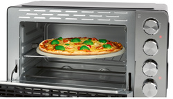 Symbolbild: zeigt die Anwendung mit Pizzastein